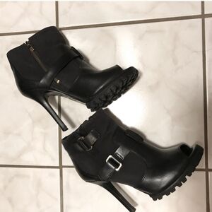 Tory Burch leather and canvas open toe high heel booty size 8